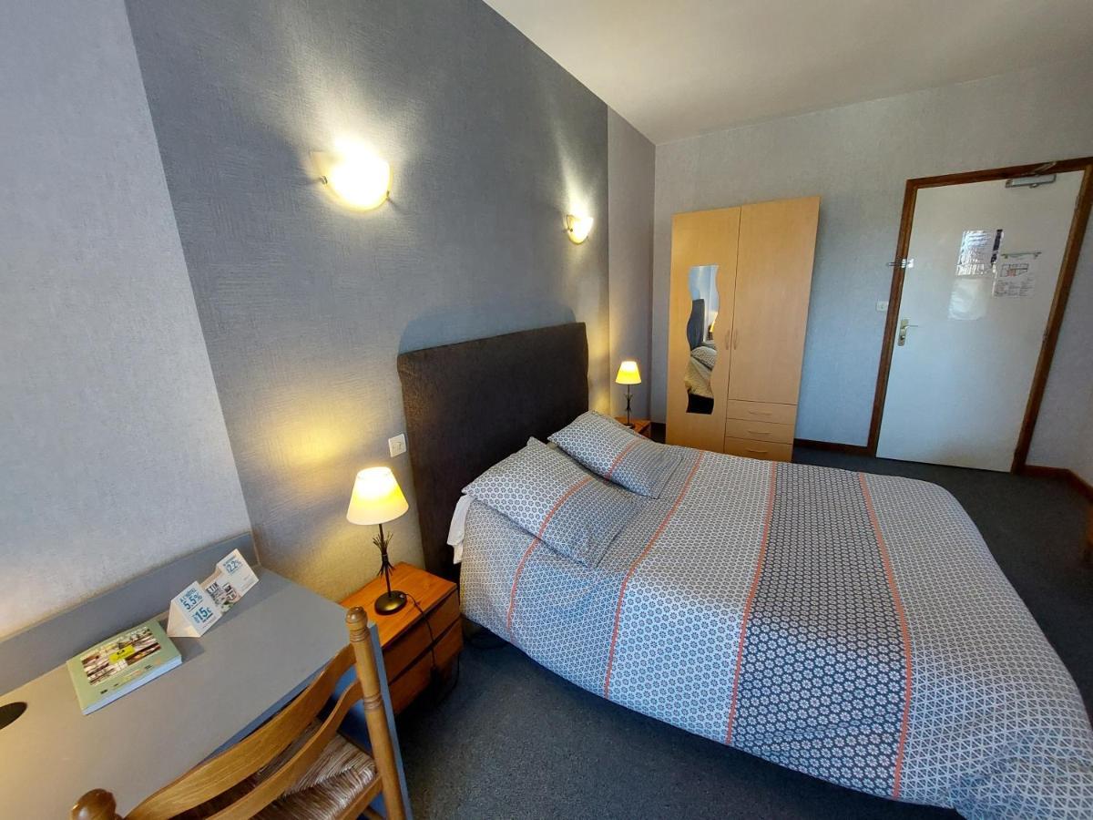 L'Accent - Hotel 2 Etoiles Et Restaurant - Logis Hotels Astaffort 외부 사진